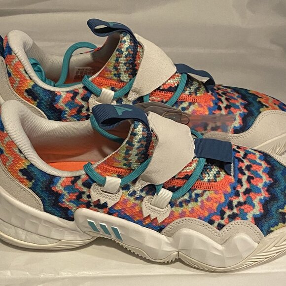 Adidas Men's White TRAE YOUNG 1 Basketball SHOES GY0295 - Picture 4 of 7